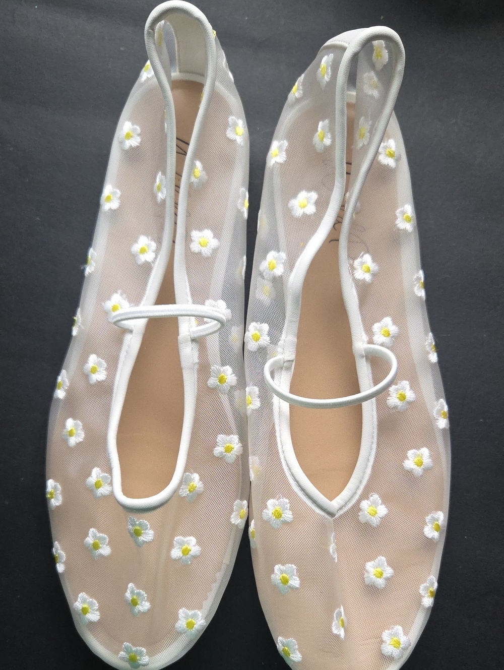 Wild Pair White Daisy Mesh Ballet Flats